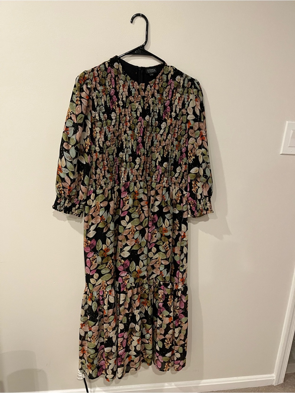 Elegant Springy Black Floral Smocked Midi Dress with Tiered Skirt Size 1X